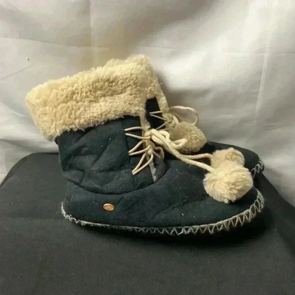 LOOBA WOMENS SIZE SMALL 5/6BLACK SLIPPER FAUX FUR LINING POM POM TIE - Picture 6 of 9